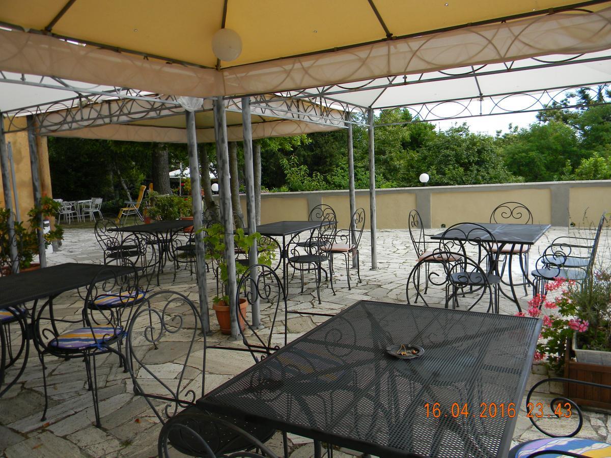 Albergo Ristorante Ragno D'Oro Piancastagnaio Exterior foto